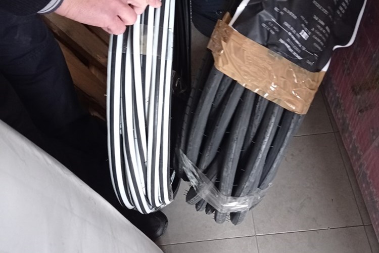 Slika /17510 Dijelovi za bicikl/DIJELOVI ZA BICIKL.jpg